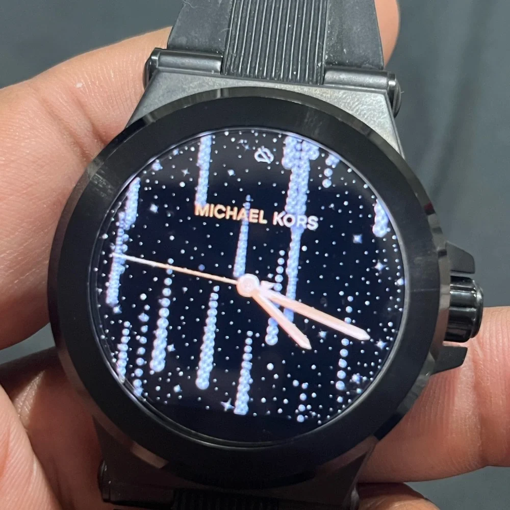 Michael Kors Smartwatch - Picture 7 of 11